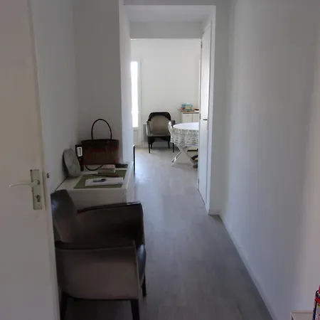 Apartment Confort Et Lumiere